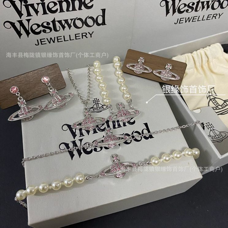 Designer Viviane Jewelry Weswood Vivienes Jewelry Queen Dowager Pearl Saturn Necklace High Version Flat Collar Chain Fashion Necklaces For Women