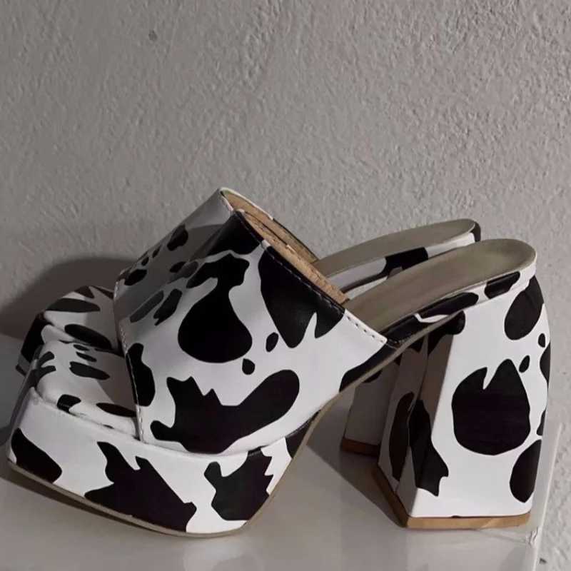 2023 New Women Color Printing Square Head Thick Bottom Thick Heel e-line Slippers Womens Large Size High-heeled SandalsXJ2500305