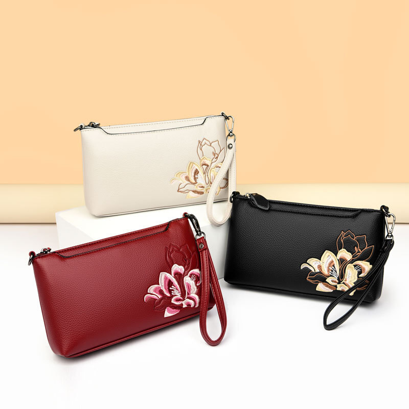 Small Women's Crossbody Bag, 2025 New Embroidered Chinese Middle-Aged Mother Style, Mobile Phone Change, Texture, Hand-Held Bag