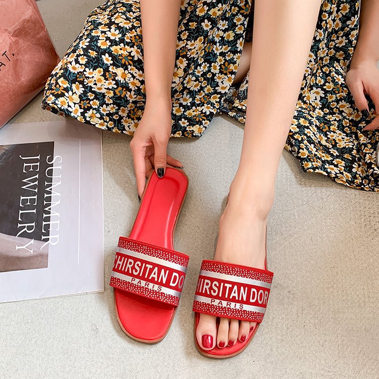 Free Shipping slides designer Slippers for womans flat sandals fashion summer casual Square Toe slipper Indoor shoes women
