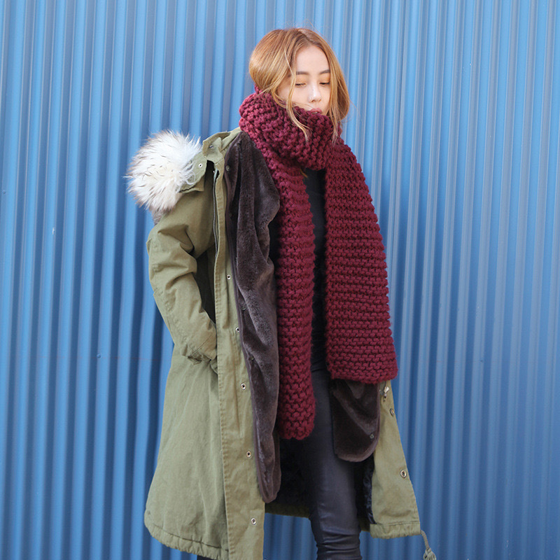 K047 New hand-knitted thick woolen scarf for women autumn and winter Korean version thickened and warm student couple scarf solid color versatile