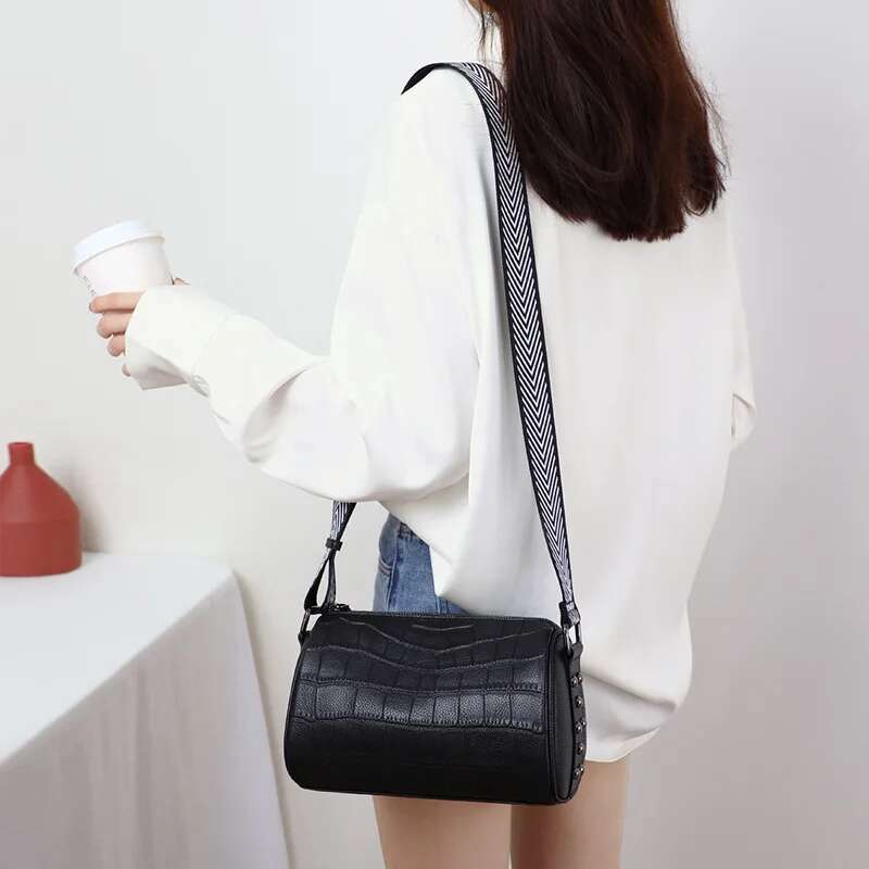 Bag 2025 New Stylish Leather Women's Fashion Broadband Shoulder Casual Crossbody Bag Women
