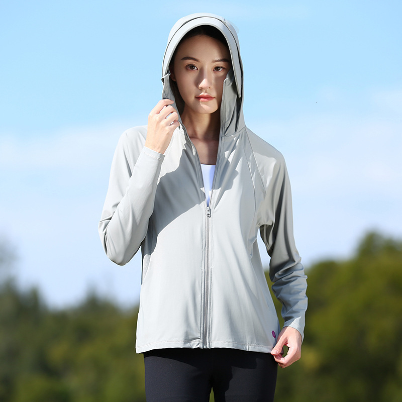 tracksuit Sunscreen clothing women, made of raw silk, sensitive, UV resistant, detachable large brim clothing, breathable ice silk sunscreen shirt for