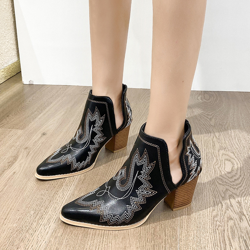 Autumn/Winter Plus 2025 New Fashion Short Slope Women's Leather Boots ddmykukumalu