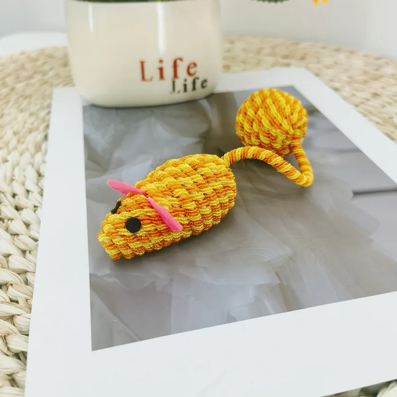 1pcs Pet Cat and Mouse Toys Colorful Woven Mouse Tail Ball Playing with Cats Rustling Sound Self Fun Toys Pet Supplies
