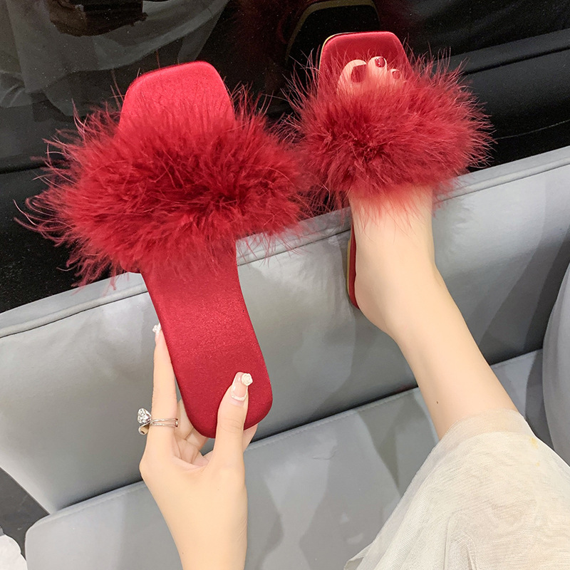 2025 Spring/Summer New Feather Hair Designer Women's Silk Red Slippers Trendy Dress Matching Shoes Trendy Casual Sandals