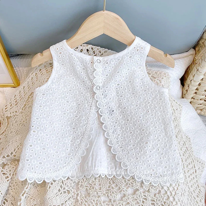 2PCS Kids Sets Summer Girl Clothes Children Hollow Lace Sleeveless Tops Shorts Set Fashion Baby Girl Cardigan Fake Two Suit 250305