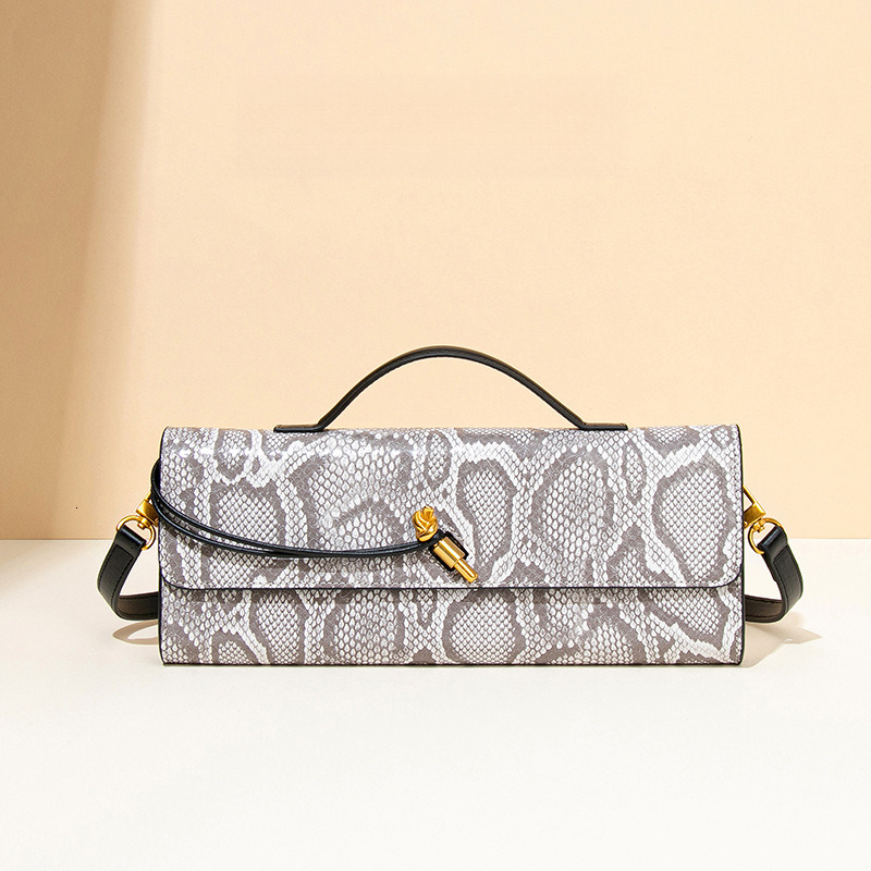 Series 2025 New Women's Light Luxury Elegant Serpentine Handheld Stick High End Banquet designer ladies clutch bags