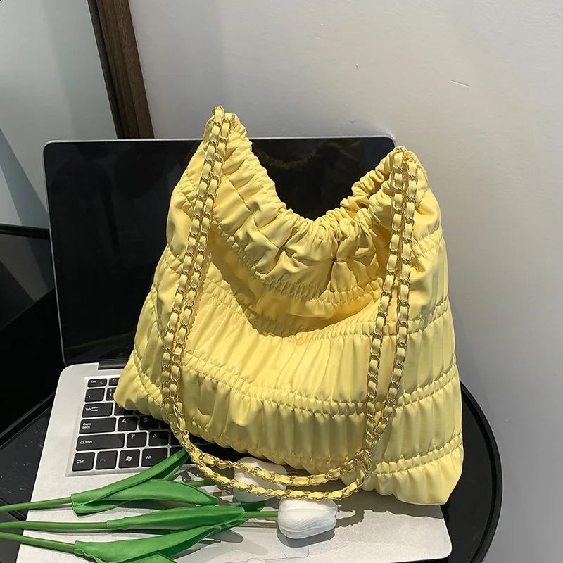Style Pleated Shoulder Bags for Women Casual Female Large Capacity Shopper Tote Bags Fashion Solid Color Chain Handbags 250304