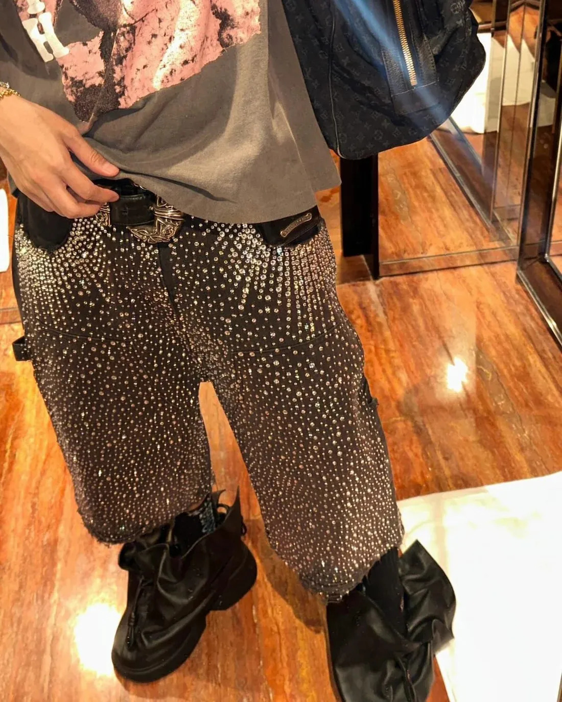 Streetwear Twinkle Diamond Rivet Denim Shorts Harajuku Goth Retro Washed Brown High Waist Pants Mens Clothing 250304