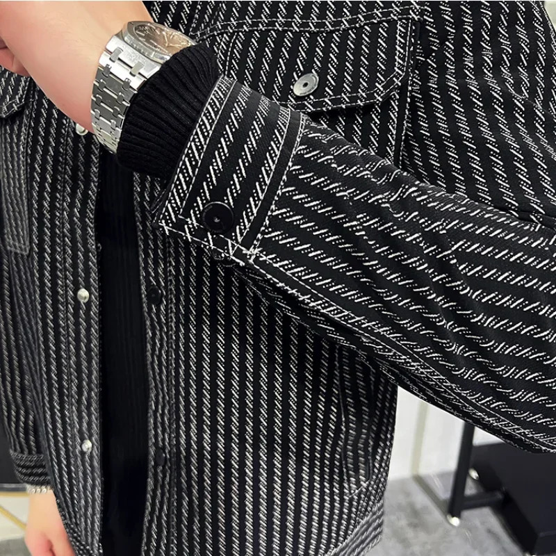 2024 Autumn Men Lapel Striped Jackets Single Breasted Simple Slim Casual Short Coats Male Multiple Pockets Social Overcoat 250304