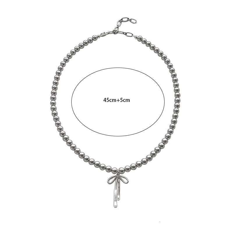 Fashionable ful Bowknot Pendant Choker Necklace with Gray Pearls Neck Jewelry Accessories