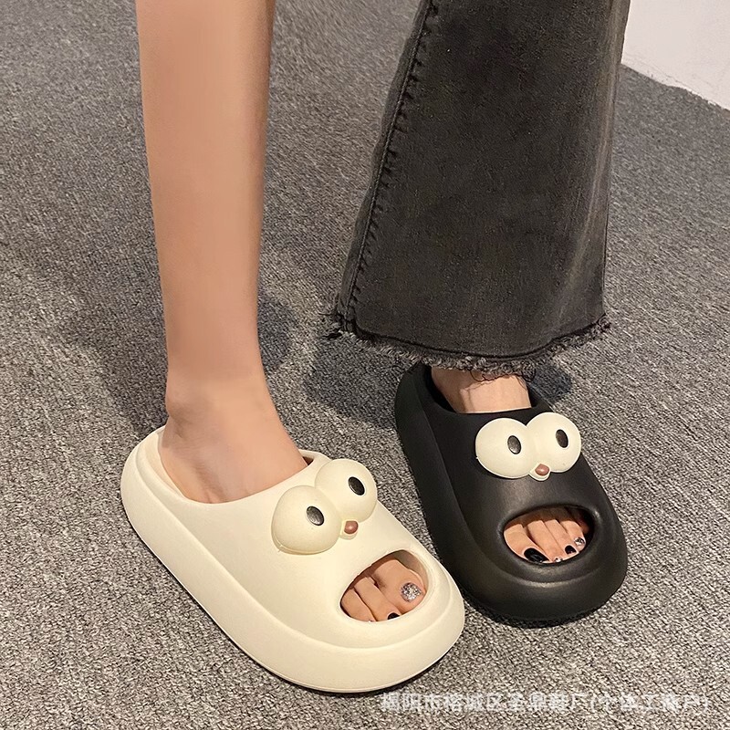 2025 new EVA big eyed women's anti slip, odor proof and have a feeling of stepping on feces. Summer designer couple wearing outdoor men's sh