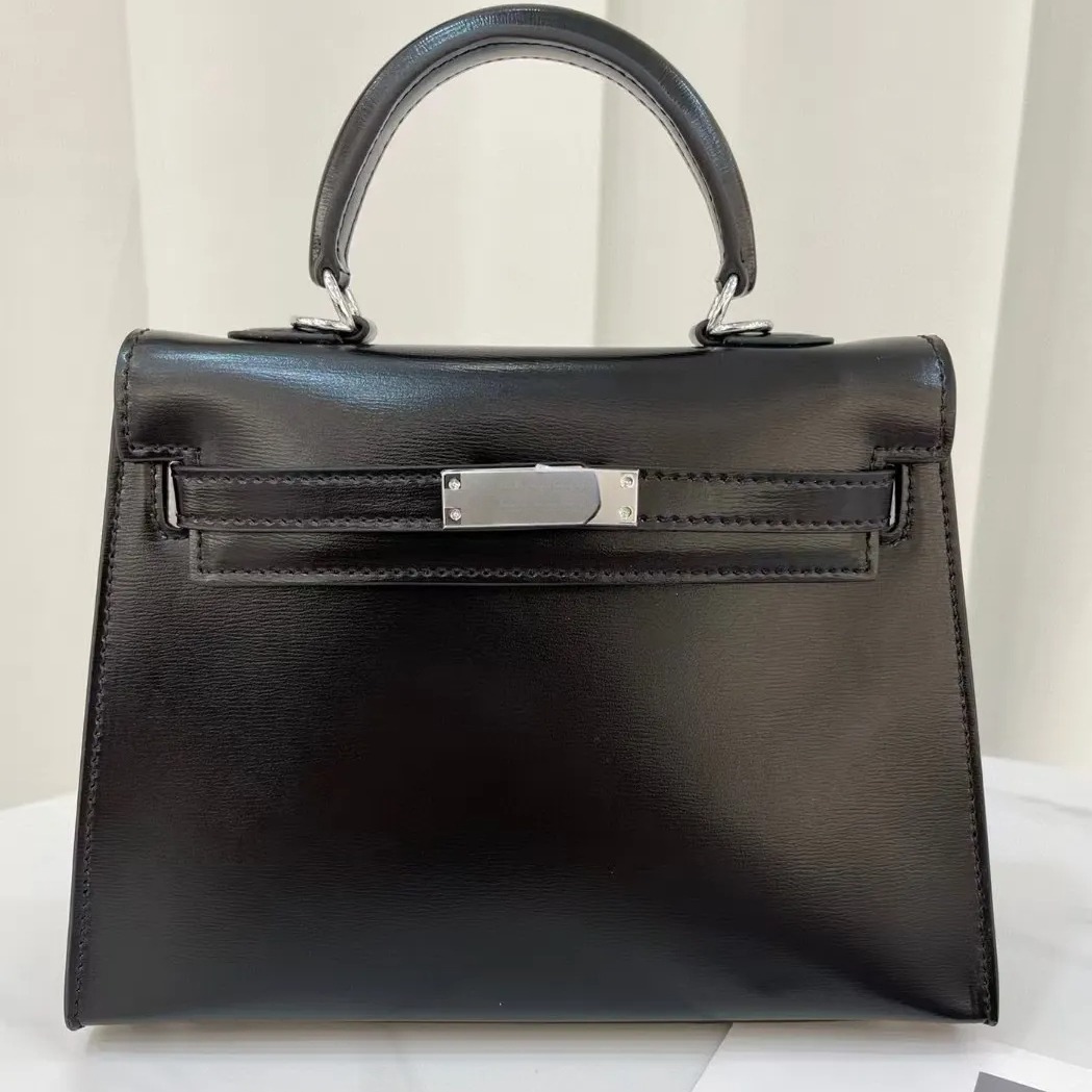 Designer Women's Bag Box Leather Lady Handmade Wax Line Shiny Luxury Classic Fashion Retro Handbag Tote Gun Color Cool Cow Skin 2414