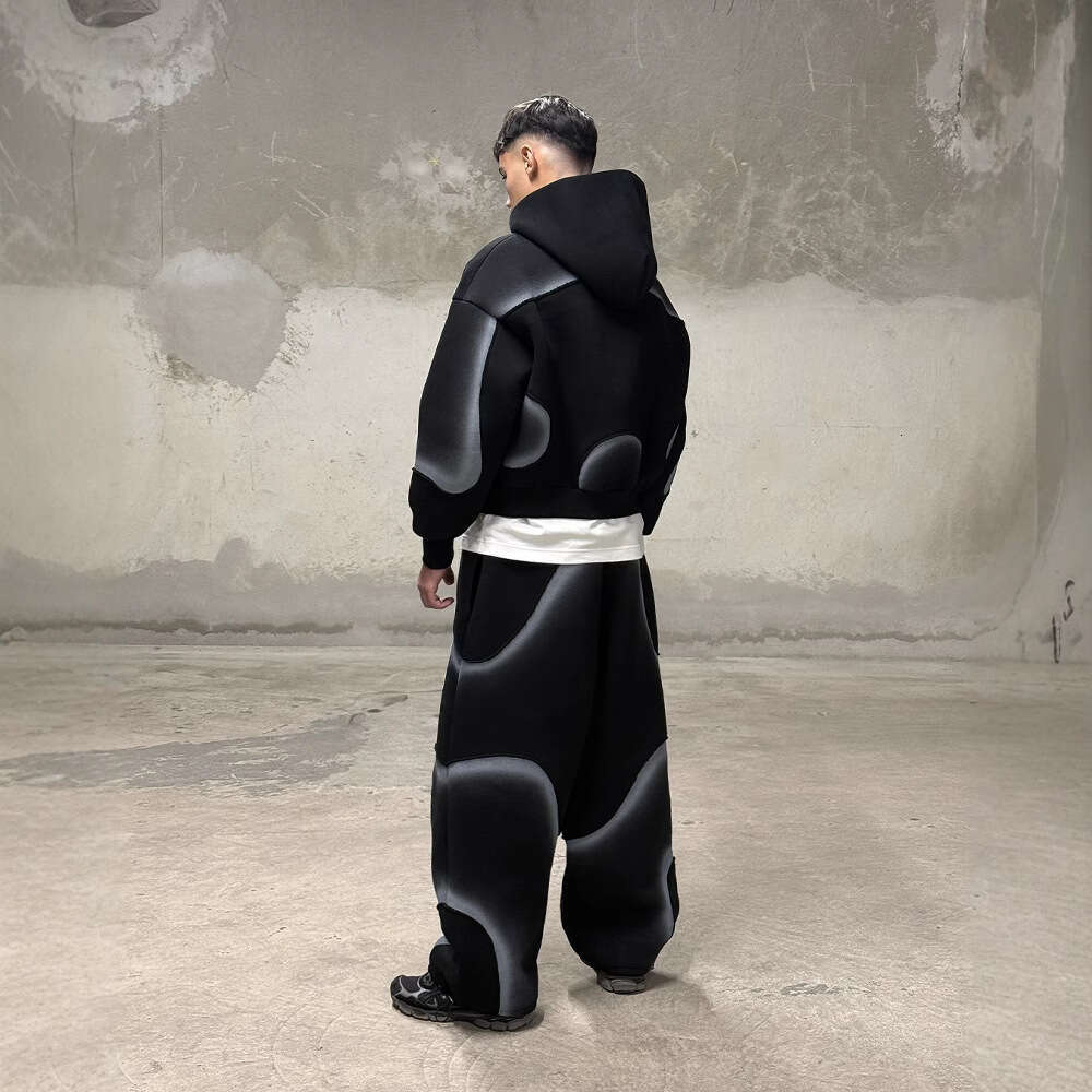 Cross street fashion trend of the future, design versatile lines for men's and women's hoodie sets