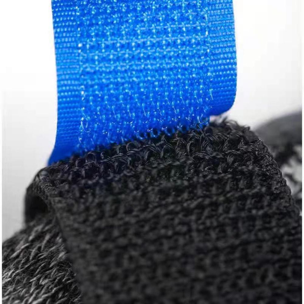 4pcs/set Waterproof Pet Socks Booties with Rubber Sole Anti Scratch Dog Foot Covers Nonslip Anti-stain Pet Paw Protector