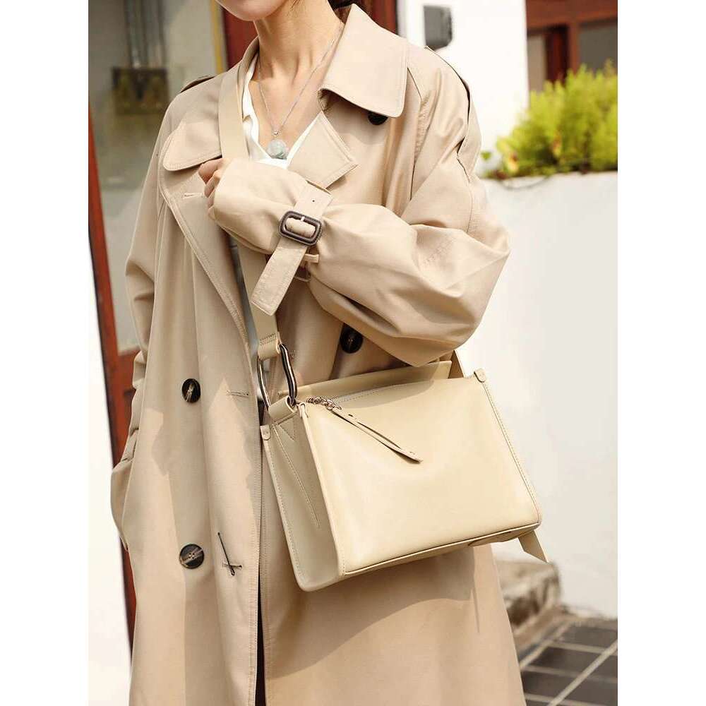 New Fashion Pillow Retro Senior Sense Women's Bag Korean Version Leisure Large Capacity Leather Single Shoulder Crossbody Ba