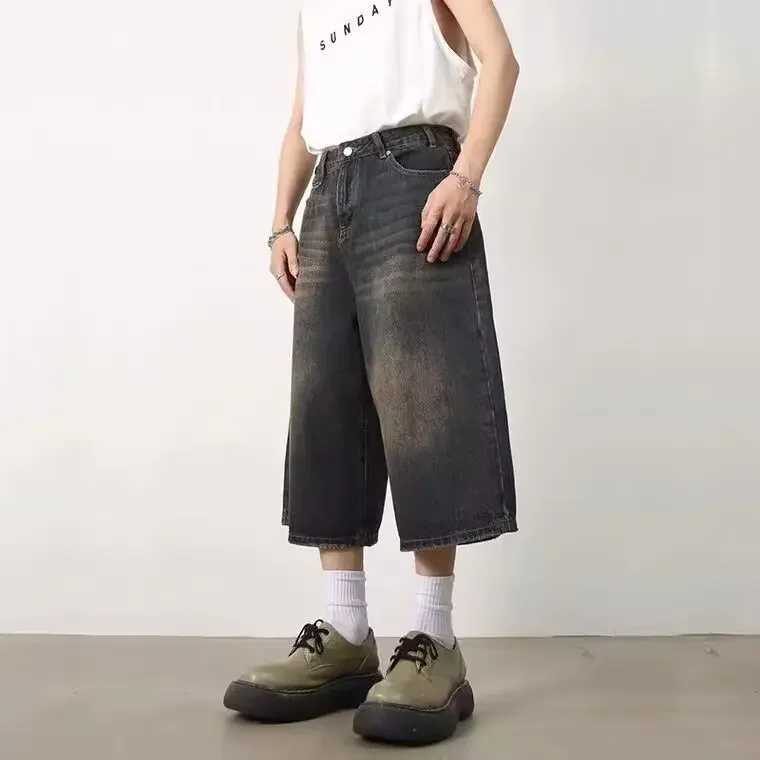 American Style Vintage Mens Jeans Loose Fit Wide Leg Straight Leg Denim Shorts Sensibility Design For Summer WholesaleT250305