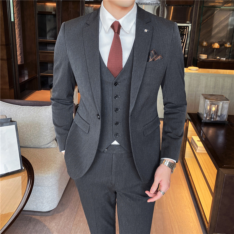 L33Business Formal Men's Korean Design Slim Fit Three Piece Suit Ensemble