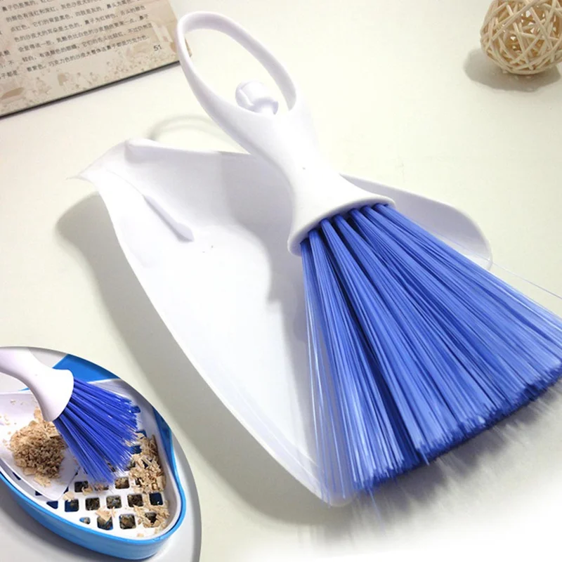 Pet Sawdust Cleaning Tool Small Broom Dustpan Hamster Rabbit Sand Cat Litter Pet Cleaning Brush Automobile Air Outlet Brush