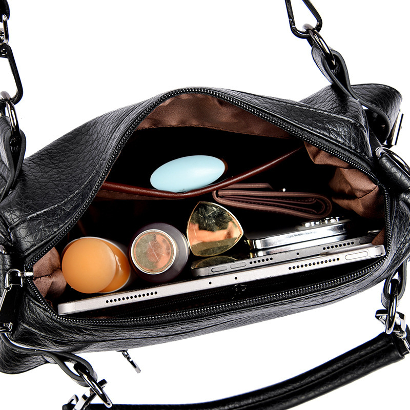 Women 2025 New Women's Texture Soft Leather Large Capacity Commuter Tote Bag Versatile Simple Handbag