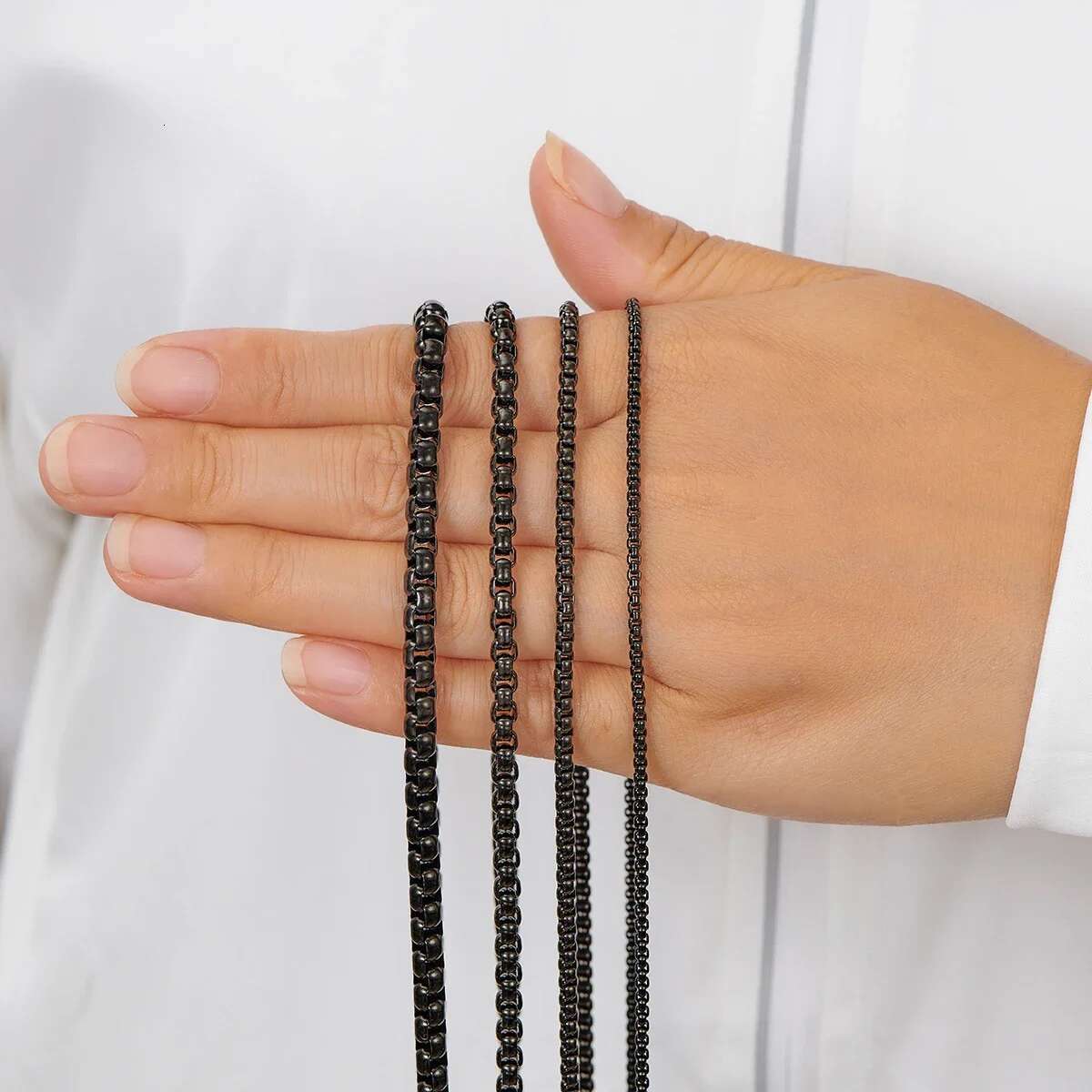 HIYEE 1 Piece 2mm/3mm/4mm/5mm Black Color Box k Chain Classic Curb Necklace Stainless Steel Jewelry for Men Women DIY Gift