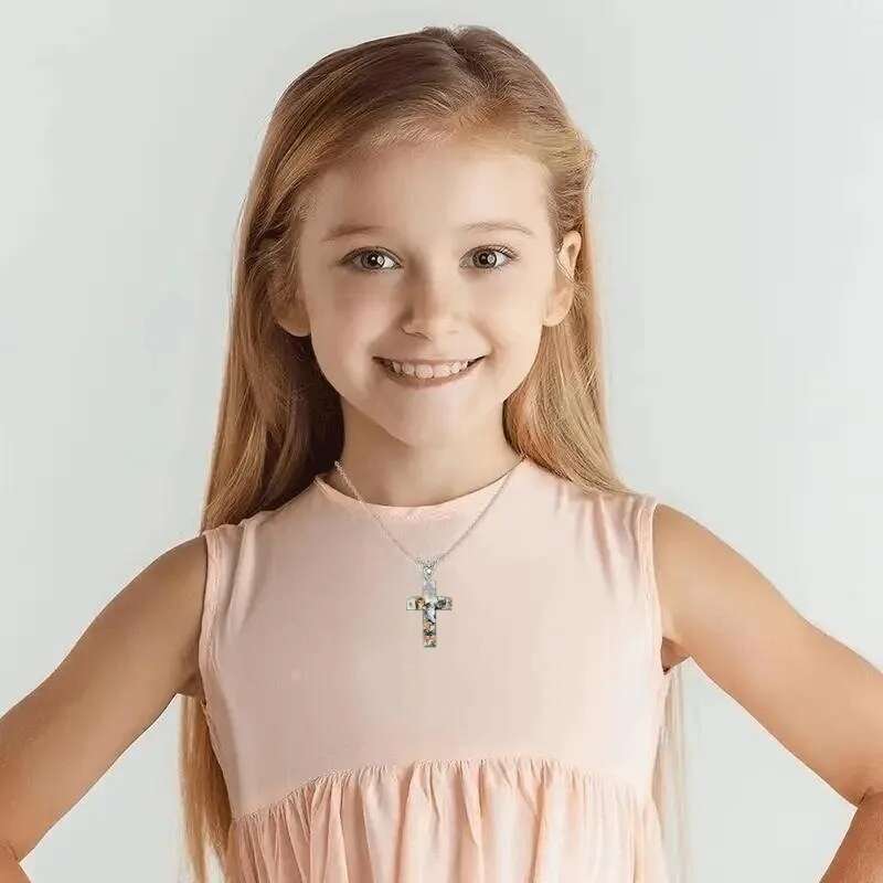 Stylish and Exquisite Three Cats Cross Pendant Necklace Kid Christian Religious Jewelry Accessories for Friend Birthday Gift
