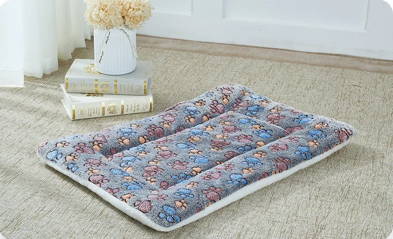 Floor Mat Cat Dog Universal Blanket Pad Pet Supplies Autumn and Winter Pet Sleeping Pad Thickened Warm