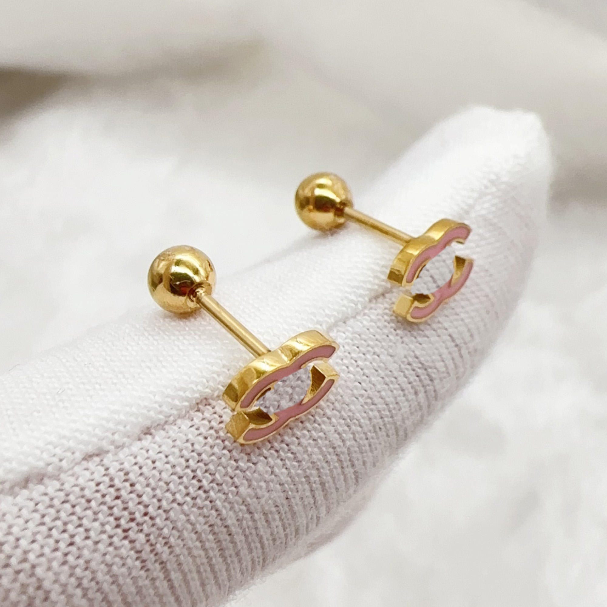 Original girl mini luxury black pink white enamel letter stud letter 18K gold silver earrings 316L stainless steel women teenage jewelry birthday gift daily outfit