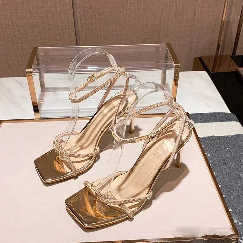 Size 32 33 Sexy Woman Heels Rhines Gladiator Sier High Heels Ankle Strap Strappy Sandals Women Stiletto Party Bridal ShoeXJ2500305