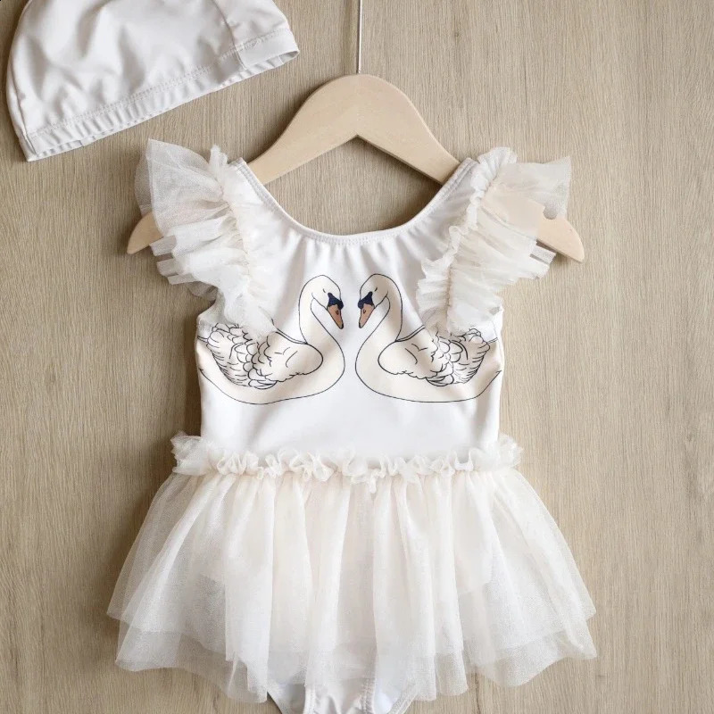 Princess Mesh Swimsuit Baby Girl Swan Cherry Sling Cute Swimming Suit Quick Drying Sun Protection Swim Wear with Cap H8126 250304