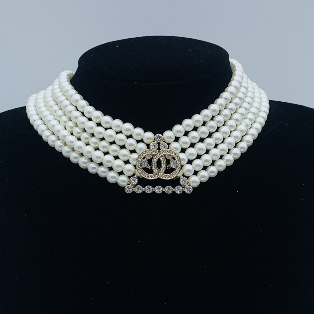Chunky Pearl Necklace Pendant Necklace Chain Fashion Women Crystal Pearl Necklaces Choker Pendants Wedding Designer Jewelry Gift High Quality Copper Material