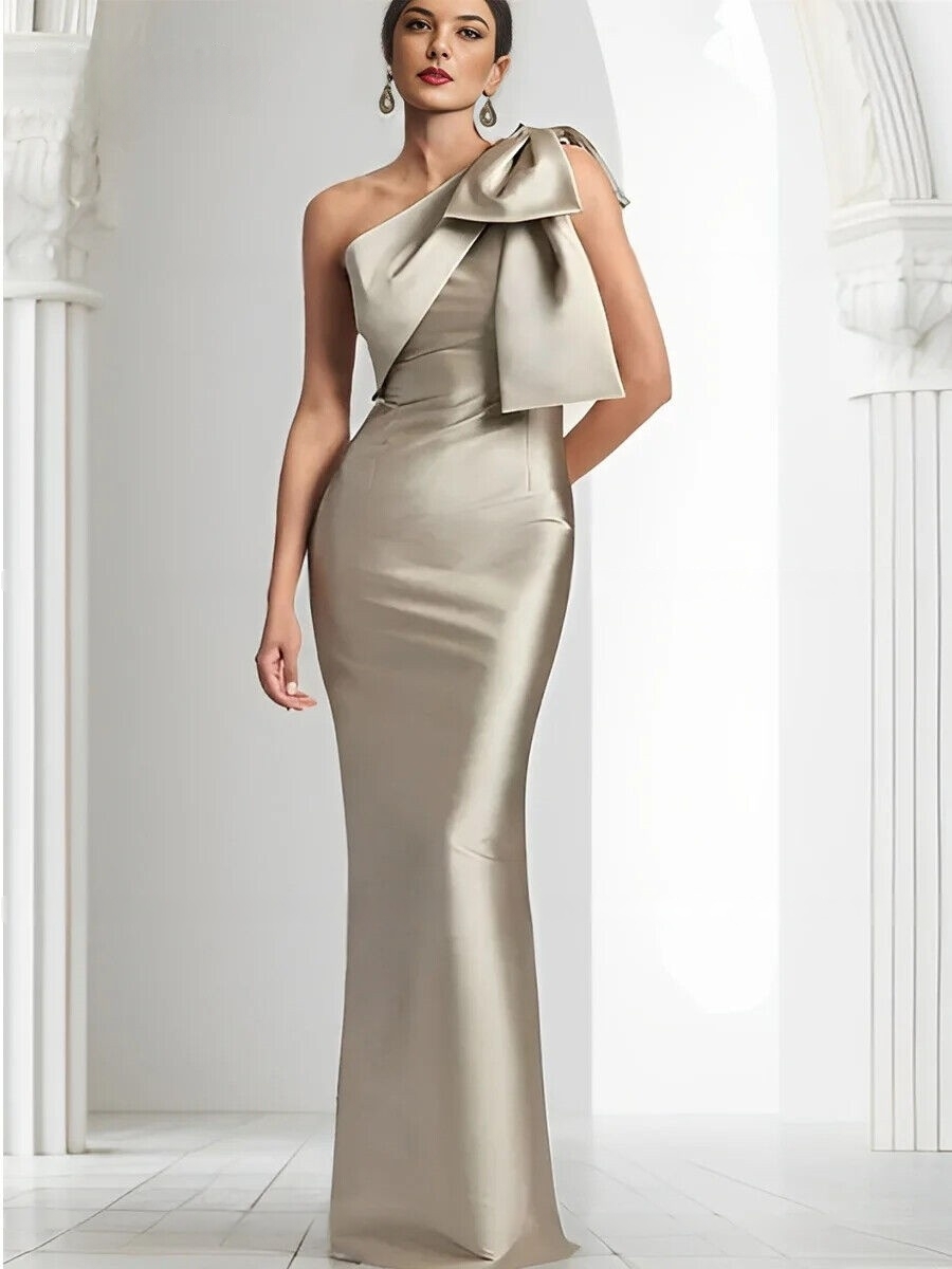 Elegant One Shoulder Mother Of The Bride Dresses Champagne Floor Length Simple Wedding Guest Dress 2025 Groom Mom Long Formal Party Gown