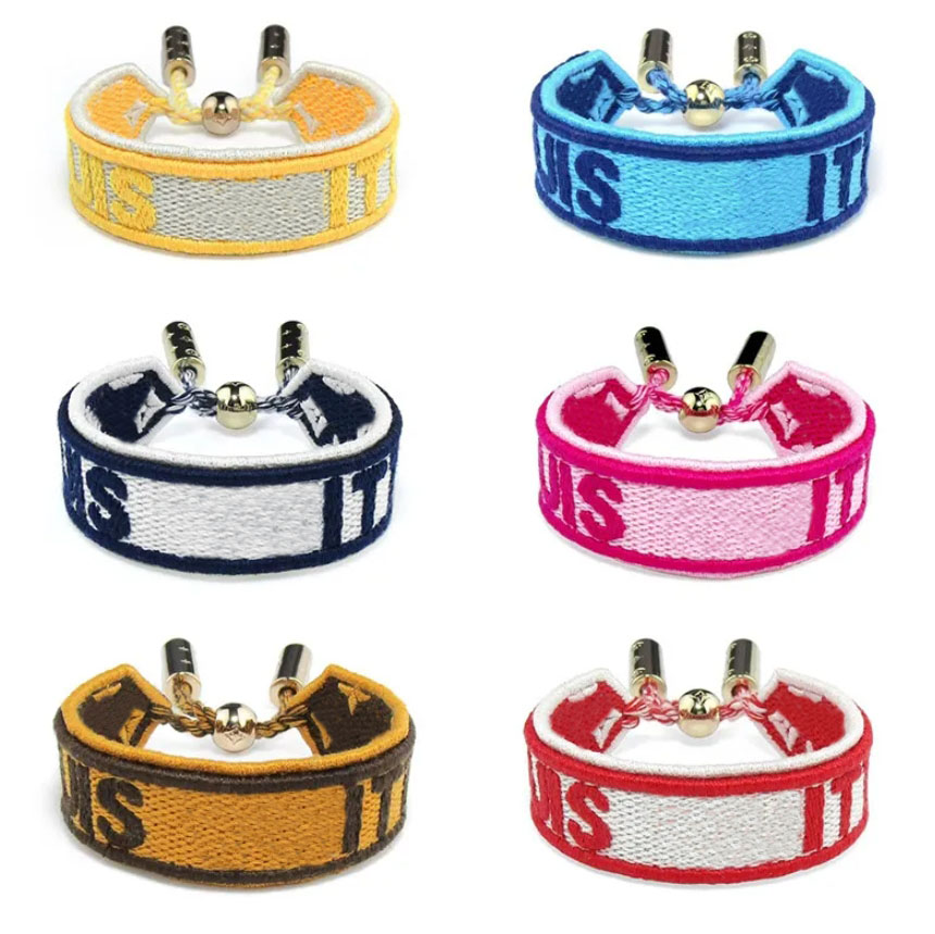 Luxury Hand Woven Letters Flower Bracelet Bangle Adjustable Tassel Bracelets Designer Jewelry Wedding Party Gifts 6 Colors choose