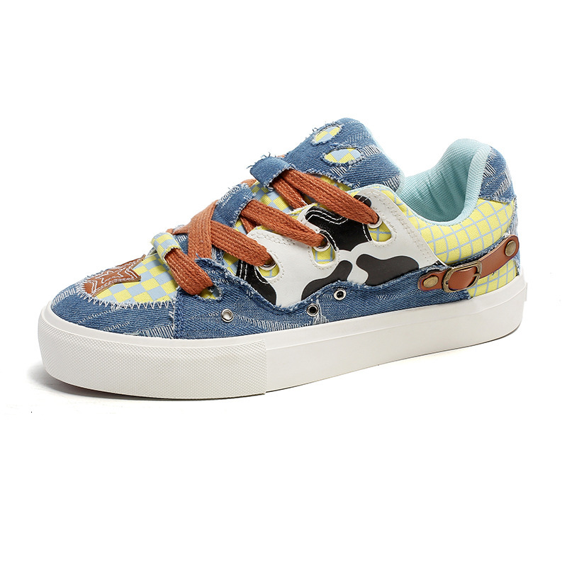 2025 new bread shoes, men's versatile, niche couple style, canvas skateboard shoes, sports men's shoes, one piece dropshipping