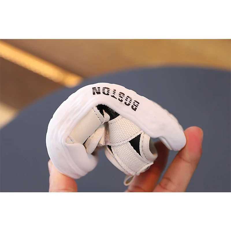 Kids 2024 Summer New Casual Sandal Sport Shoe Baby Shoe Boy Shoe Walking Shoe Comfortable Soft Sole Protect Toe Beach Shoes X250305