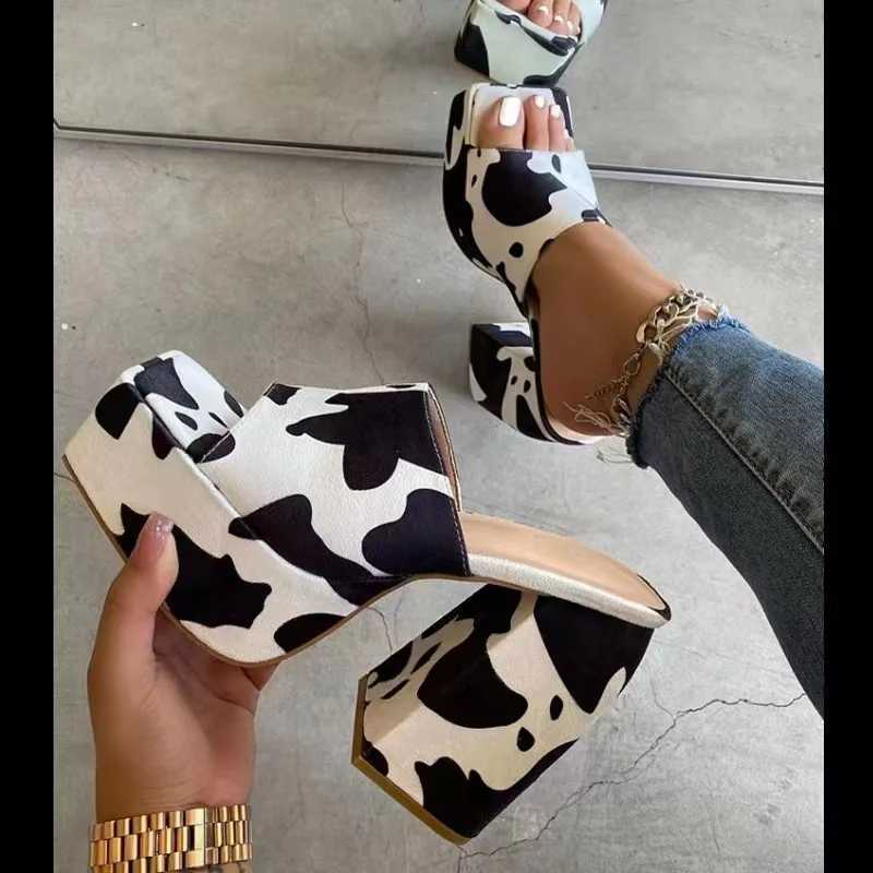 2023 New Women Color Printing Square Head Thick Bottom Thick Heel e-line Slippers Womens Large Size High-heeled SandalsXJ2500305