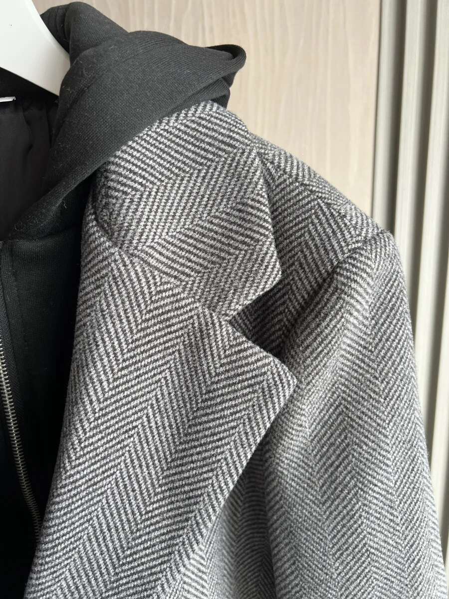 Fall/Winter New Arrivals Women's Hooded Patchwork Herringbone Long Sleeve Shoulder Padded Suit Coat