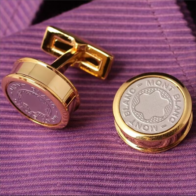 Elegant Men charm Gold Cufflinks Luxury Designer Jewelry French Cuff Links with Classic Letter Patterns - Perfect Christmas Gift for Him