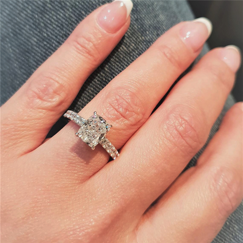 Jewelry 2.0CT E VS1 IGI Certificate Cushion Cut Lab Grown Diamond Engagement Ring Half Pave Wedding Ring For Women 18K Solid Gold