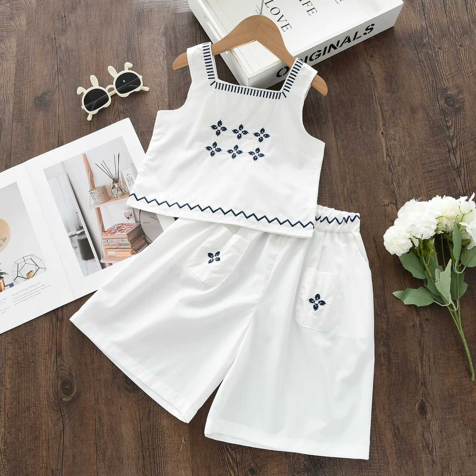 Childrens Clothing Sets Floral Embroidery Sleeveless Top Skirt 2pcs Kids Clothes Girls for 2 To 7 Years Baby Girl Outfit Set 250304