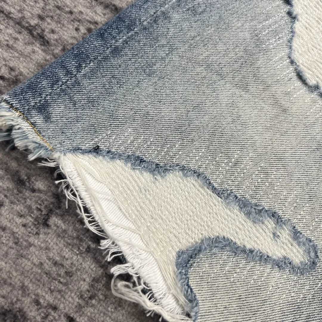 Men Summer Ripped Raw Edge Patch Casual Loose Knee Length Denim Shorts Men High Street Beach JeansT250305