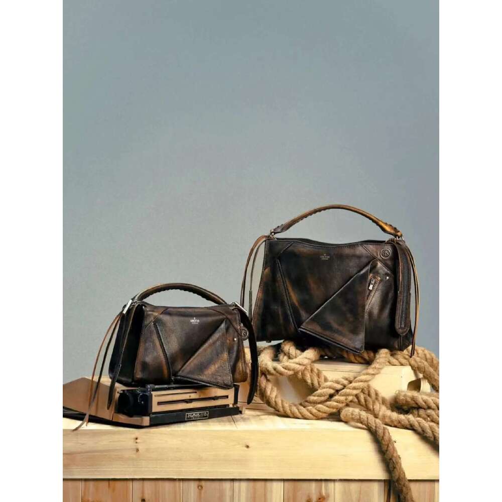 New Lapel Leather Large Capacity Simple Commuter Hand Bill Shoulder Crossbody Bag