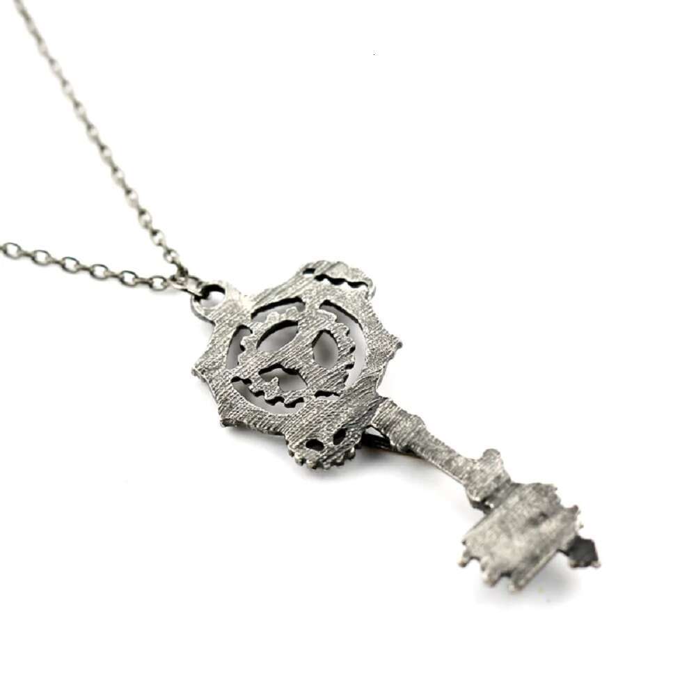 Punk Vintage Pendant Necklace Steampunk Gear Key Metal Alloy Chian Choker Gothic Fashion Jewelry Accessories Gifts