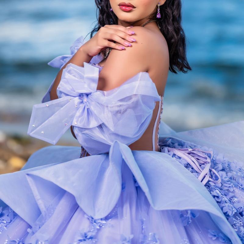Lavender Shiny Quinceanera Dresses Ball Gown Off Shoulder Applique Flower Beading Crystal Tull Corset Sweet 16 Dress Vestidos 15 De Anos