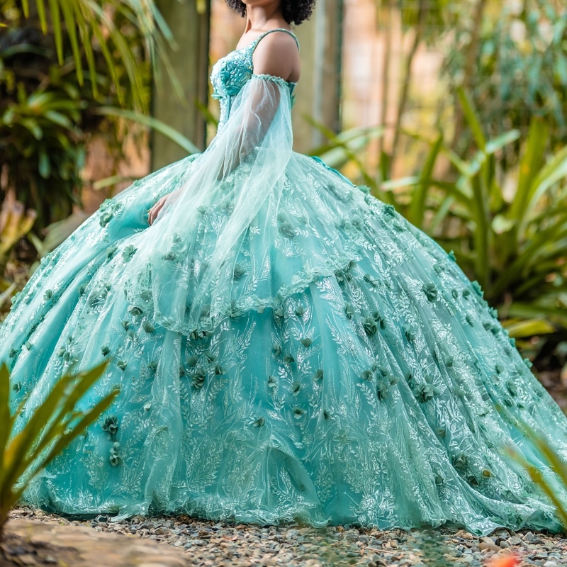 Mint Green Shiny Quinceanera Dresses Ball Gown Off Shoulder Sequin Applique Flower Beads Tull Corset Sweet 16 Dress Vestidos 15 De Anos
