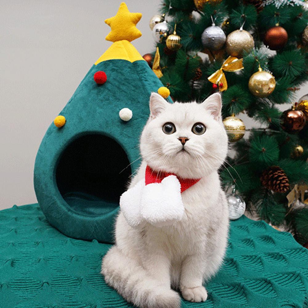 Durable Pet Bed Cute Green Christmas Tree Shape Cat House Half Closed Pet Cat Litter Gift for Cat Christmas Warm Soft Winter