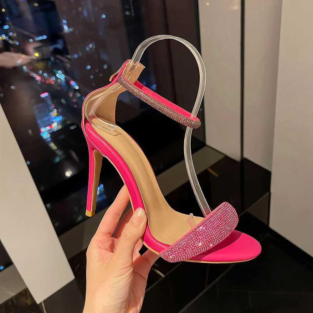Womens Sandals 2022 Ccise Style e-sample Sandals Womens Sexy Stiletto Heels Heel Zipper Cover Sandals Summer Sandals GoldXJ2500305