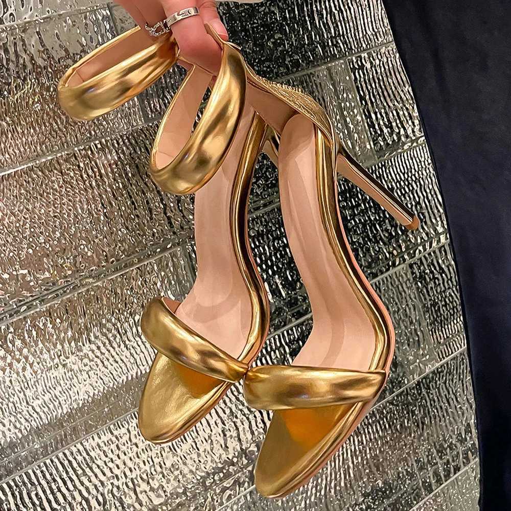 Womens Sandals 2022 Ccise Style e-sample Sandals Womens Sexy Stiletto Heels Heel Zipper Cover Sandals Summer Sandals GoldXJ2500305