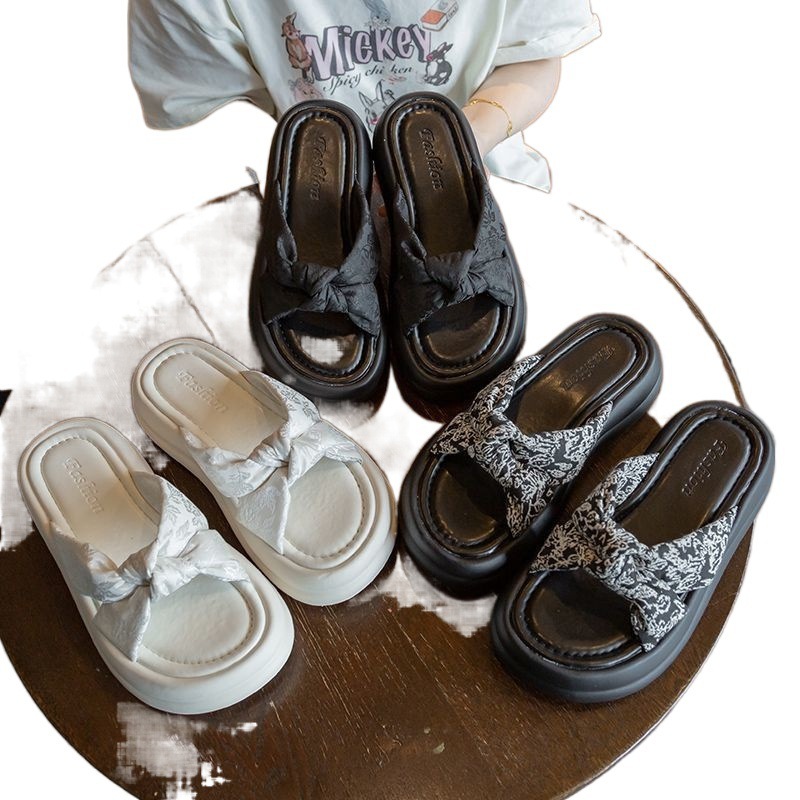 2025 New Women's Summer Outdoor Wearing Chinese style Slippers Thick Bottom Casual Beach Sandals Designer Fashionable and Versatile Integrated Co
